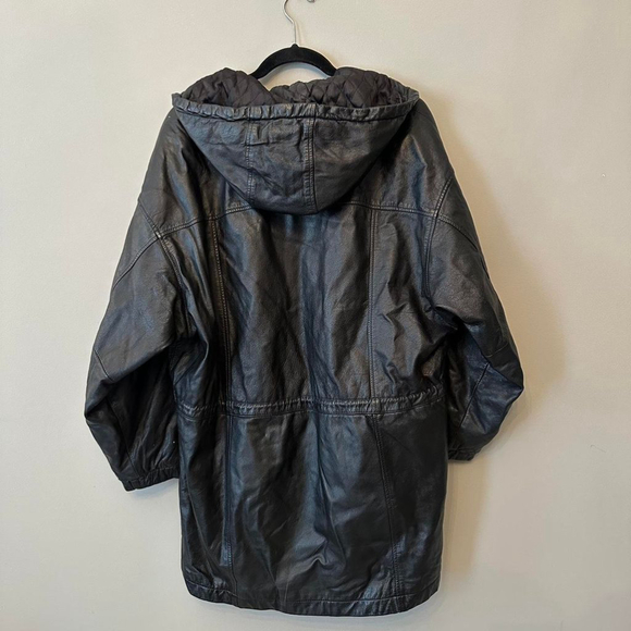 jackets - Picture 3 of 5